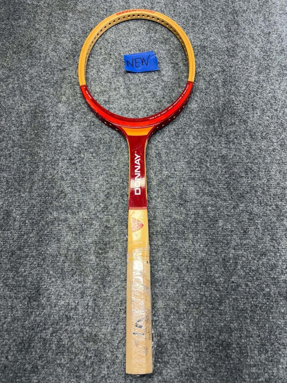 Donnay Scorer Size L/Medium 5 Wooden Tennis Racquet  new old stock,never played